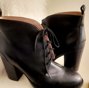 Seychelles black leather shoes